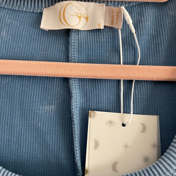 Cellar Door GIGIl's SoHo Blue Ribbed Midi Dress
NWT size Small - Picture 7 of 9